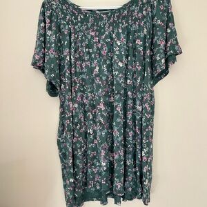 Penningtons Green and Pink Short Sleeve Tee Vibrant Colors